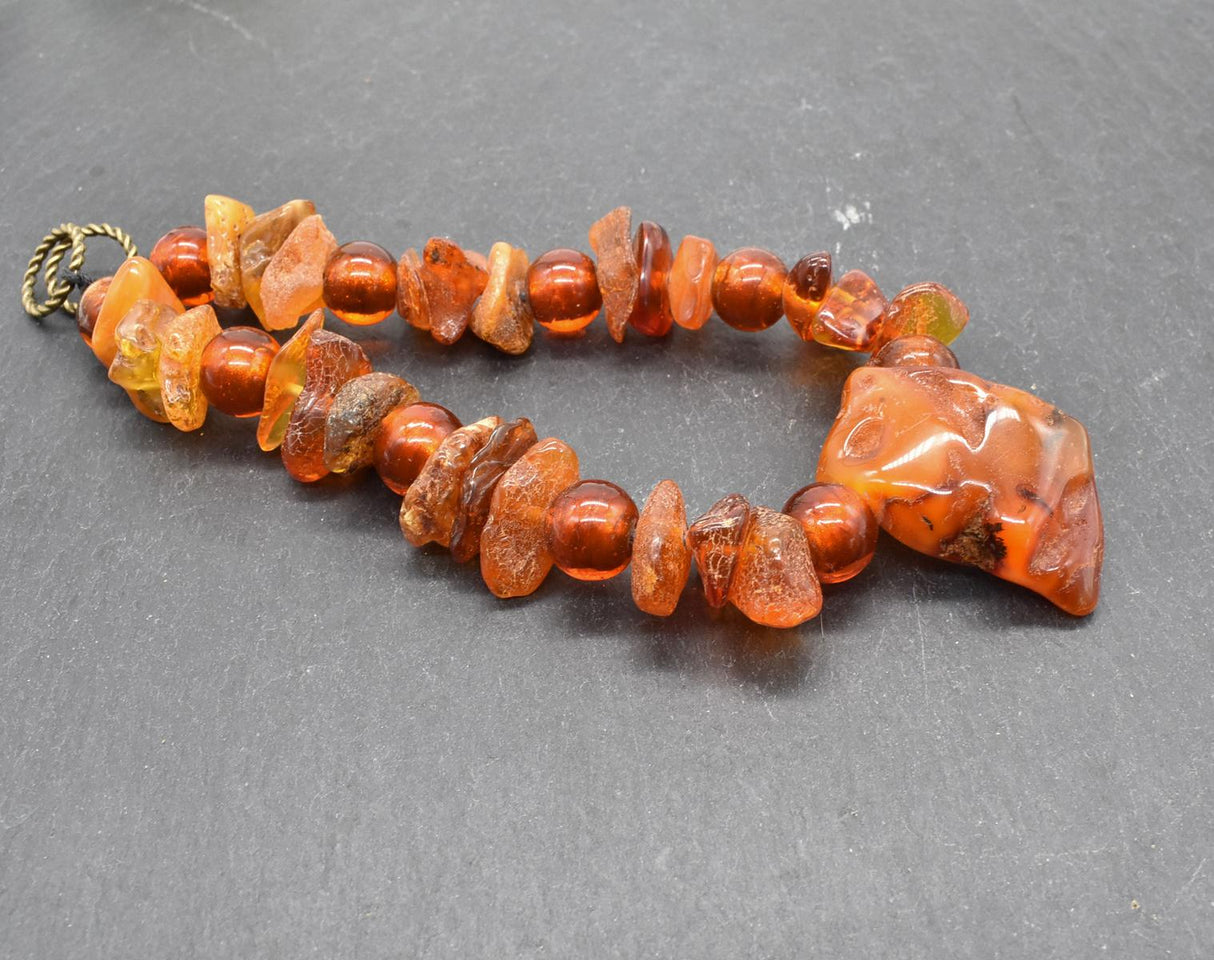 Wikinger-Bernstein-Fibelkette mit Goldfolienperlen von Belanas Schatzkiste