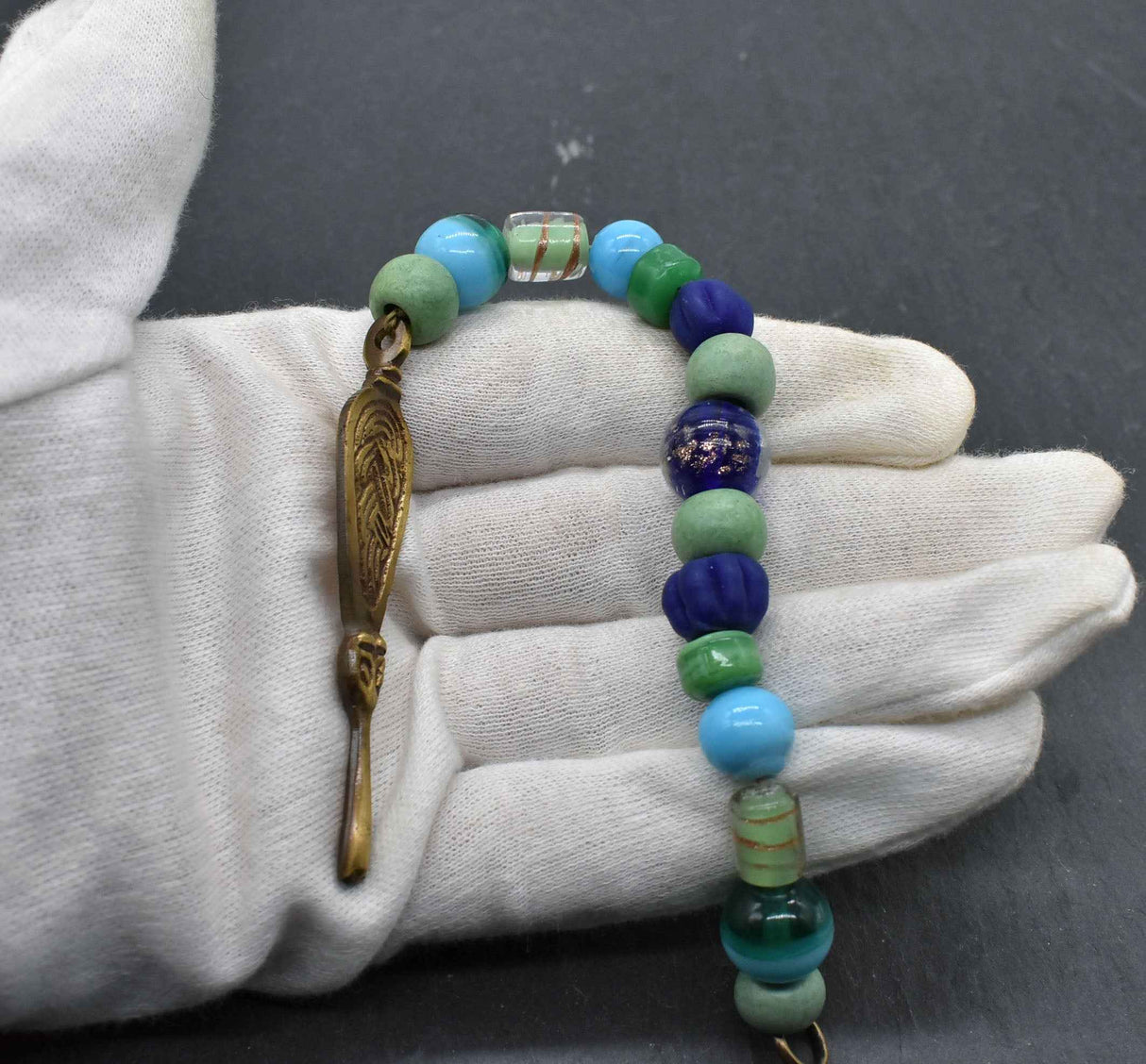 Birka Ohrlöffel mit Glasperlenkette