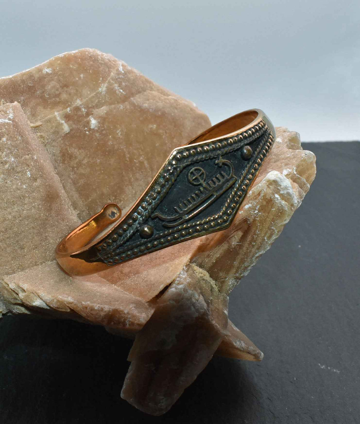 Bronze Armspange mit Wikingerschiff - B-Ware!