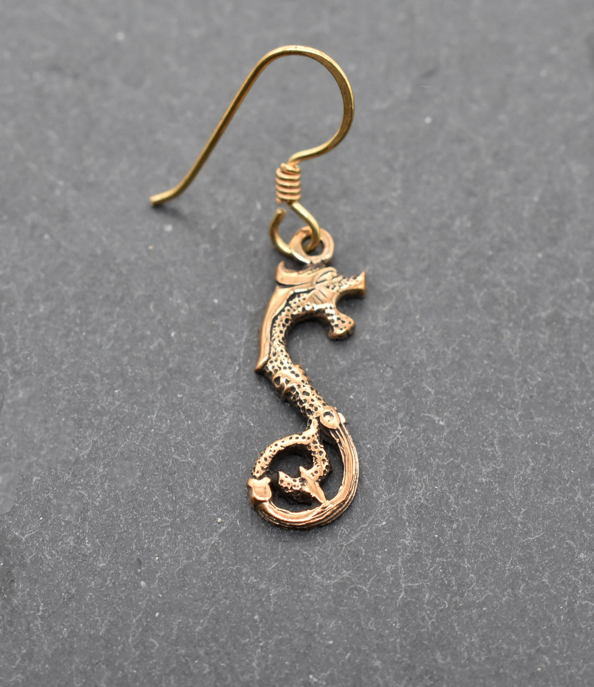 Keltische Drachen-Ohrringe aus Bronze