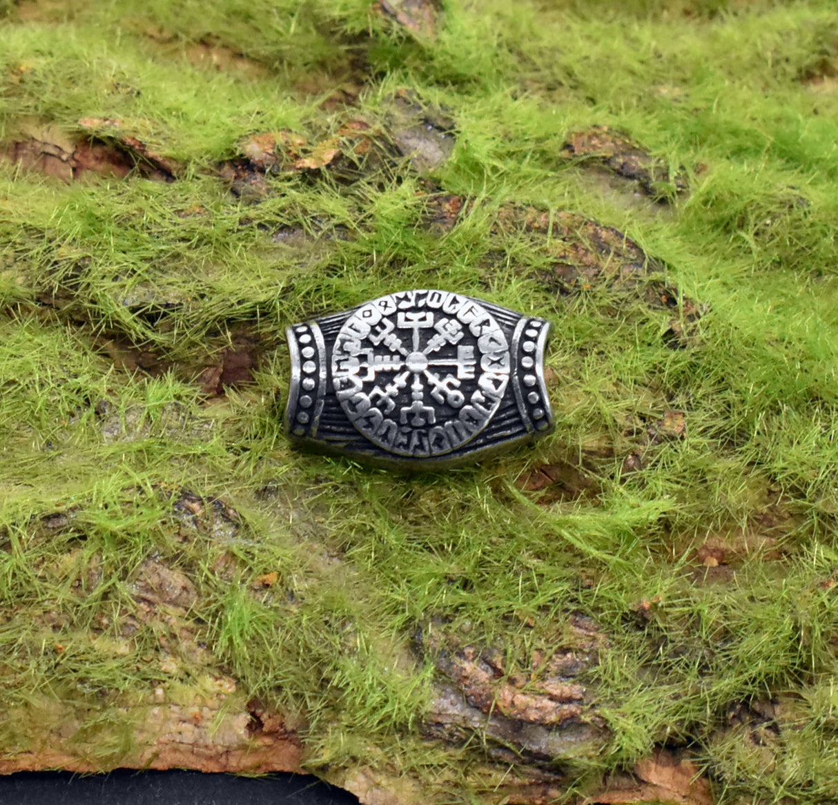 Wikinger Barthülse mit Vegvisir aus Edelstahl – Nordischer Bartschmuck mit Runen | Wikinger Kompass Haar- & Bartperle