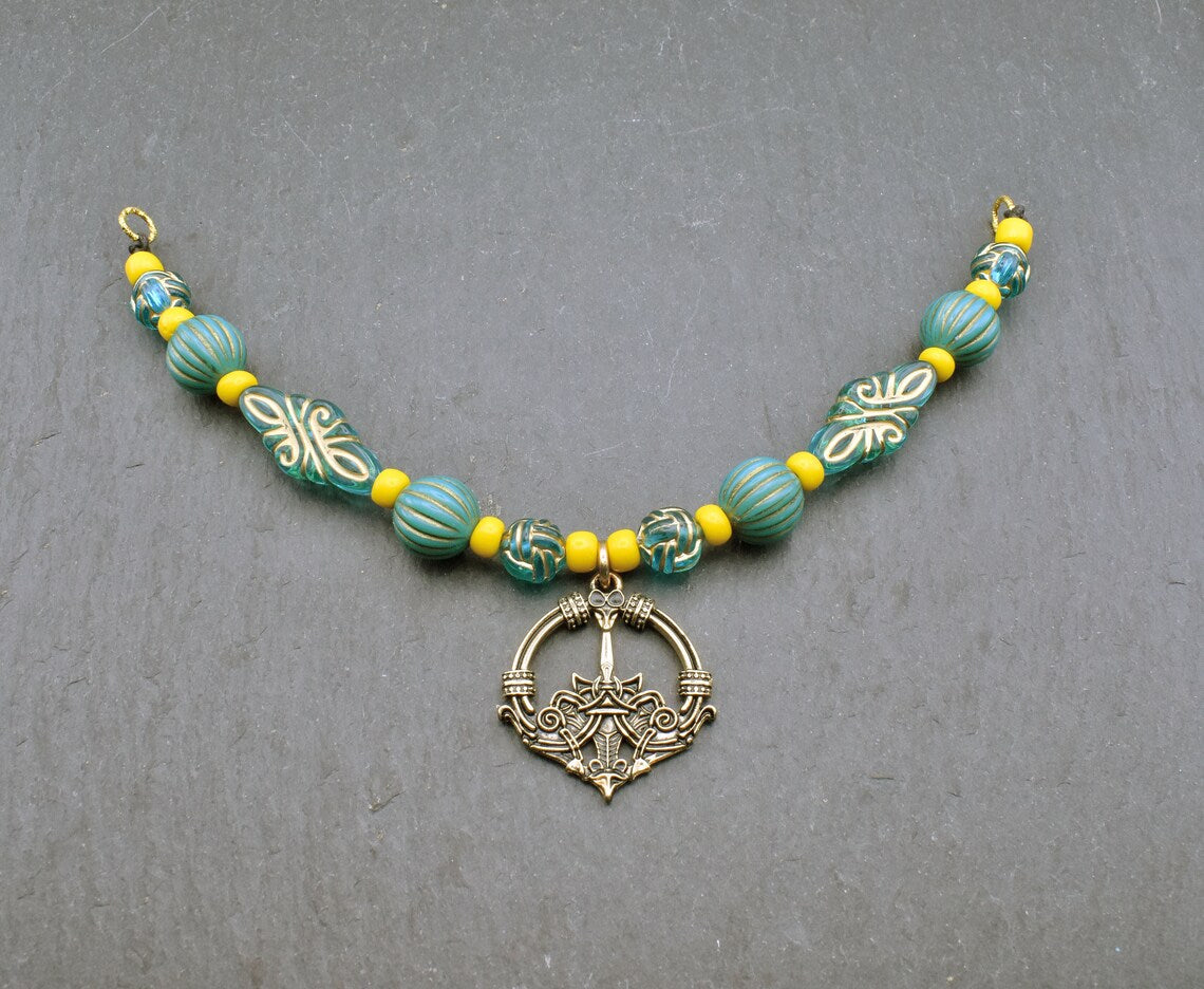 Haithabu Fibelkette in türkis und gelb im Wikinger Stil von BELANAS SCHATZKISTE