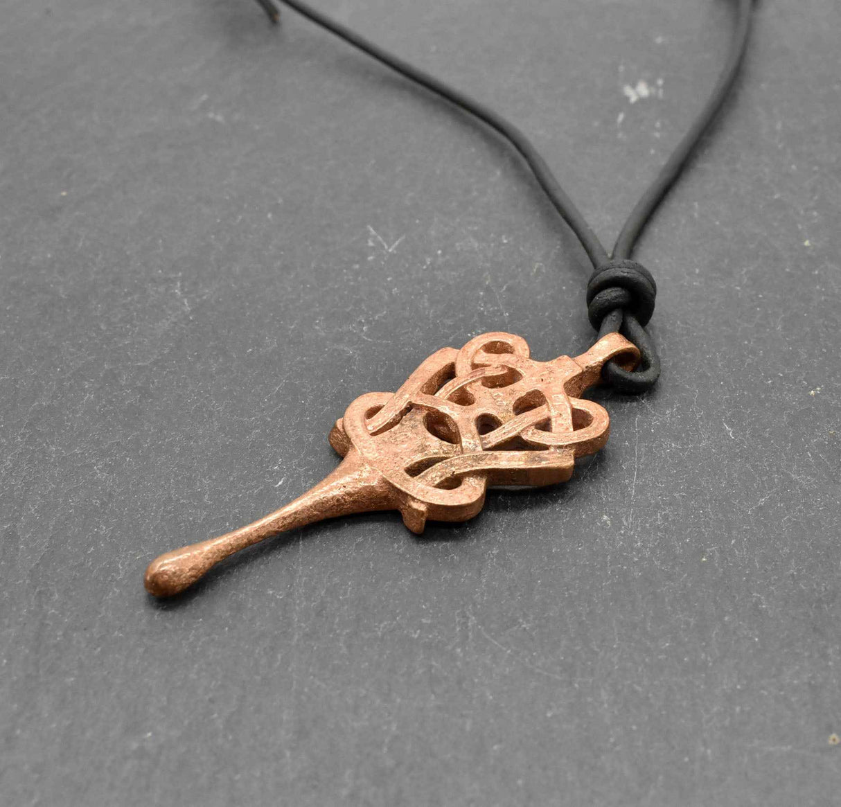 Haithabu-Ohrlöffel als Halskette