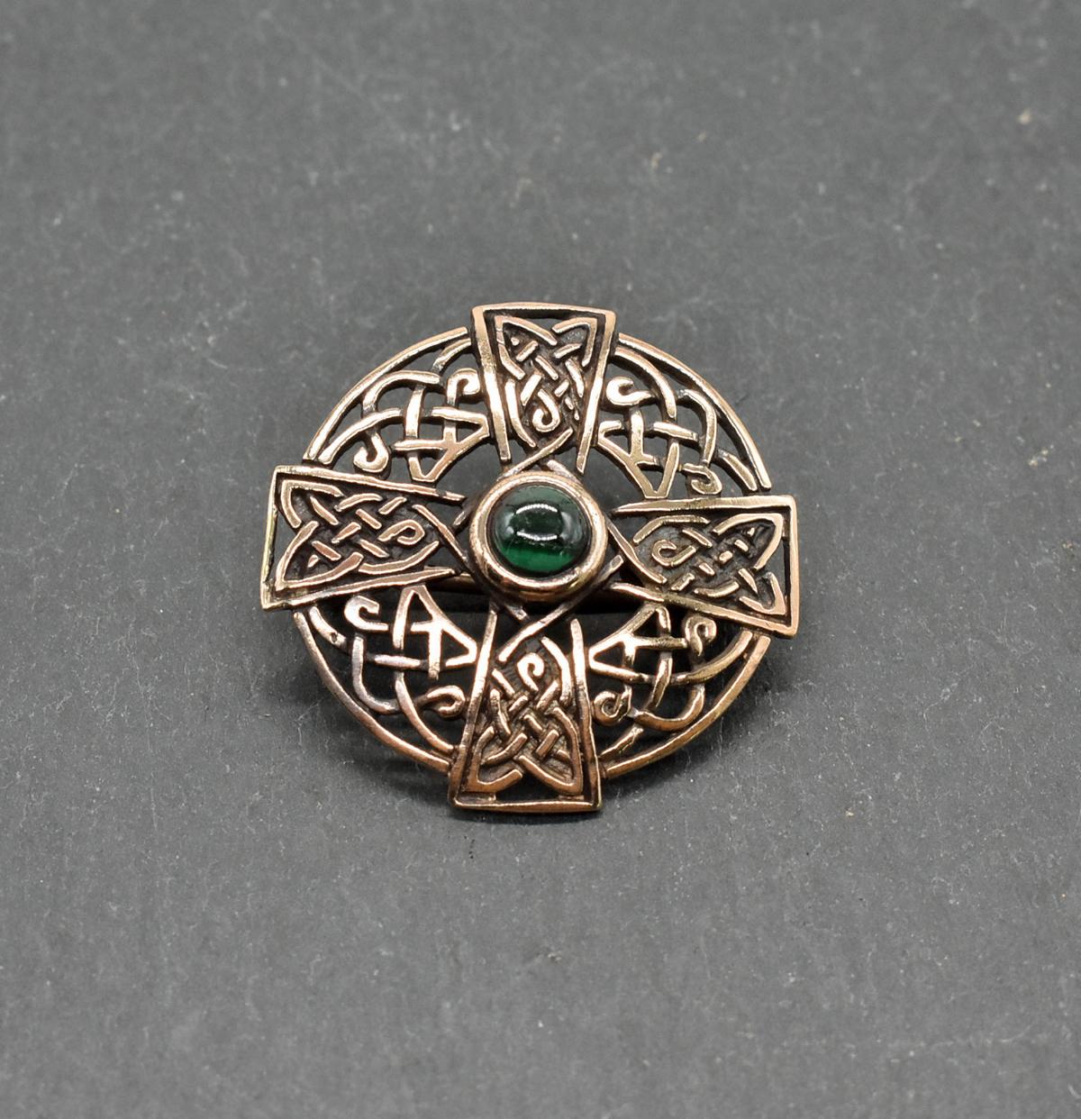 Keltische Bronzebrosche mit Edelstein - Belanas Schatzkiste