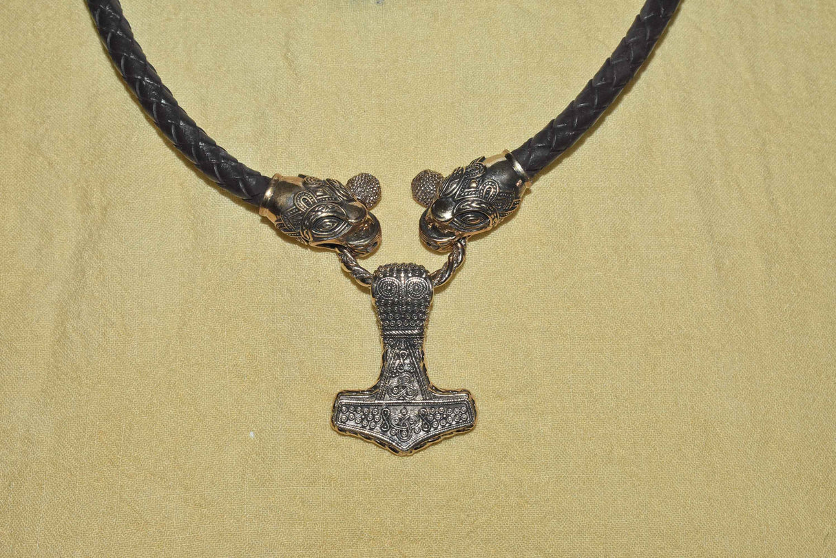 Prächtige Thorshammer Kette