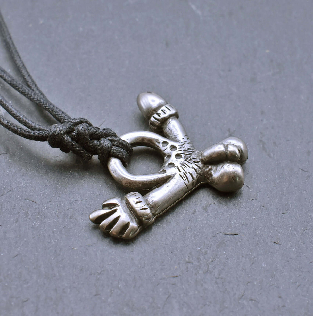 Römische Phallus Kette - Antiker Glücksbringer für Mutige