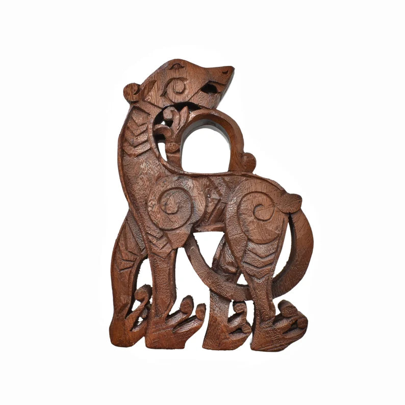 Trinkhornständer DRAGO handgeschnitzt aus Holz