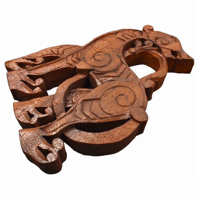Trinkhornständer DRAGO handgeschnitzt aus Holz