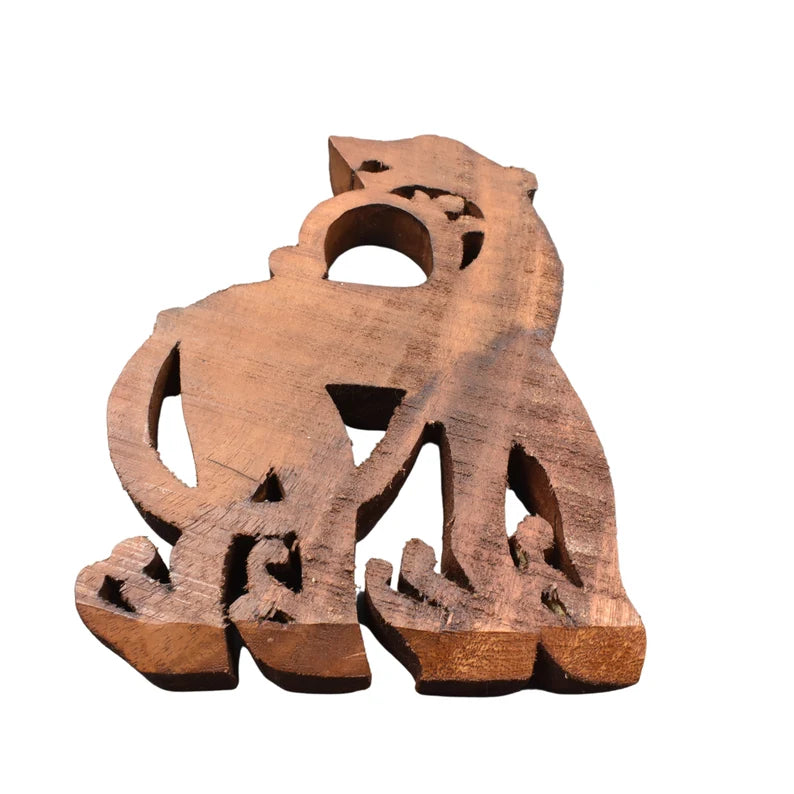 Trinkhornständer DRAGO handgeschnitzt aus Holz