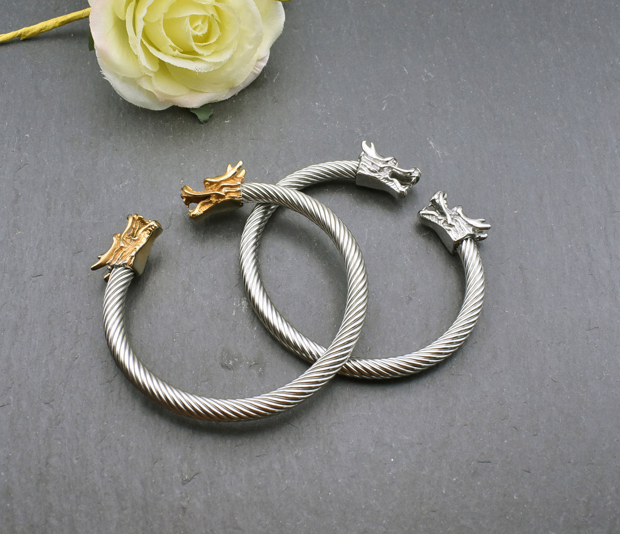 Wikinger Armreif mit Drachenköpfen in 2 Ausführungen