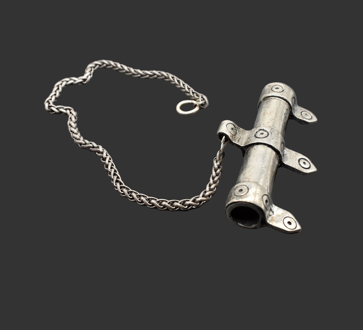 Wikinger Nadeldose aus Zinn – authentisches Accessoire für Dein Wikinger-Gewand