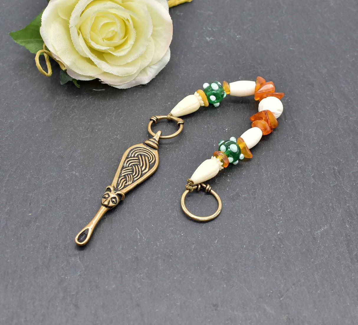 Wikinger Ohrlöffel aus Bronze mit Kette