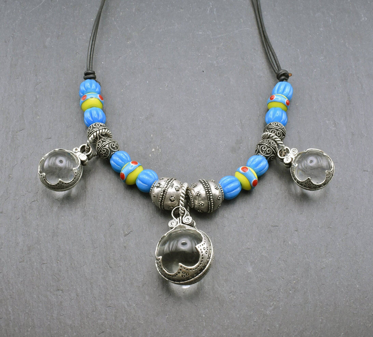 Wikinger Gotland Kette in Silber Blau und Gelb von BELANAS SCHATZKISTE