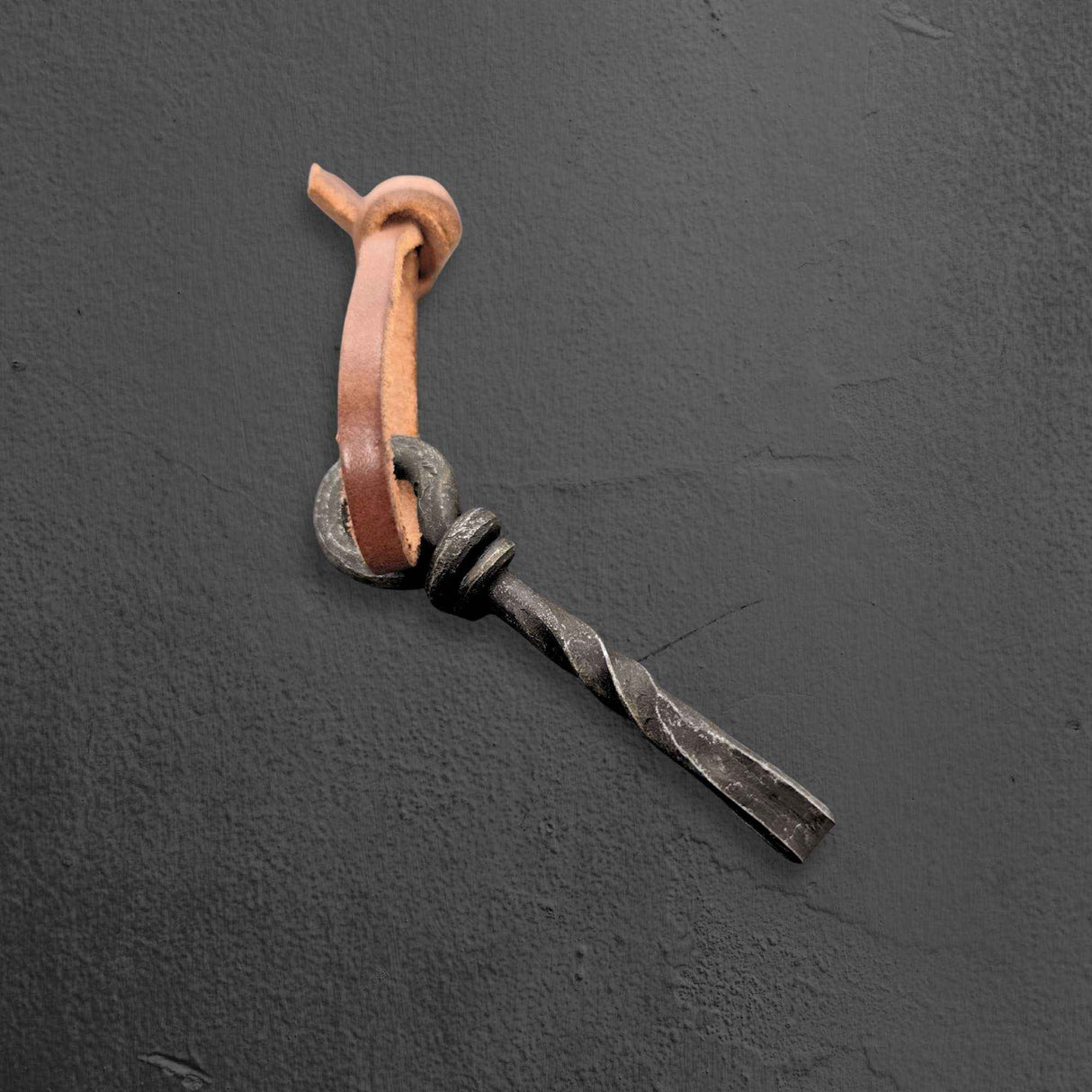 Handgeschmiedeter Flaschenöffner im Wikinger