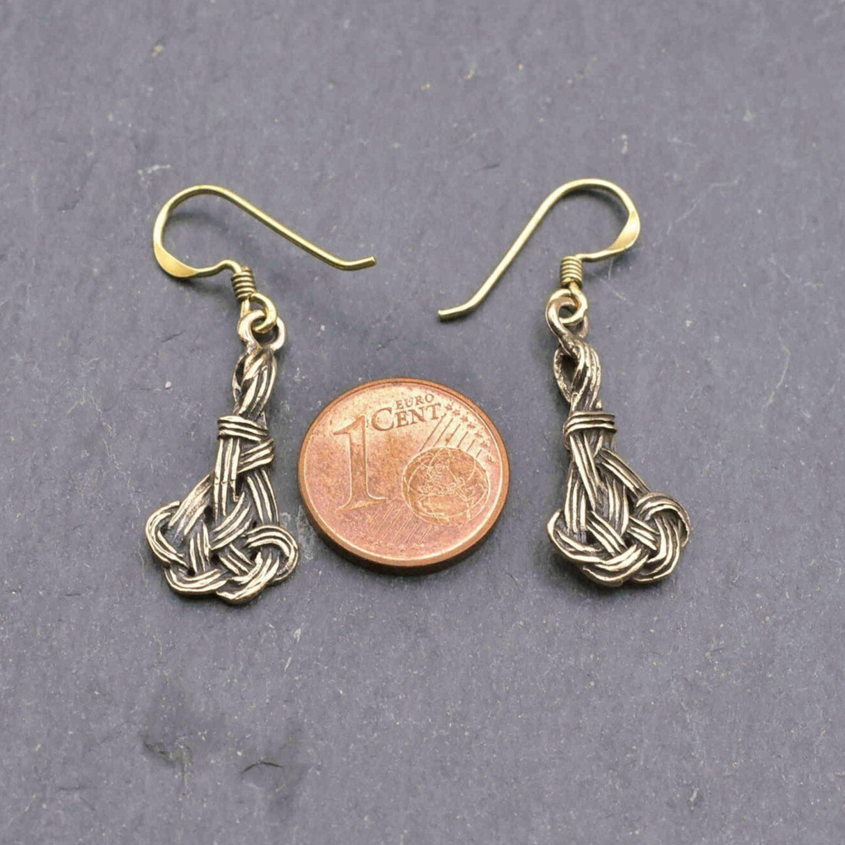 Keltische Knoten Ohrringe ASRUN aus Bronze mit 1 Cent Münze