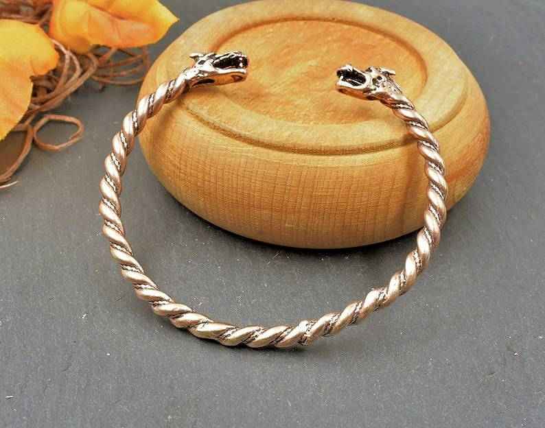 Wikinger Armreif mit Drachenköpfen