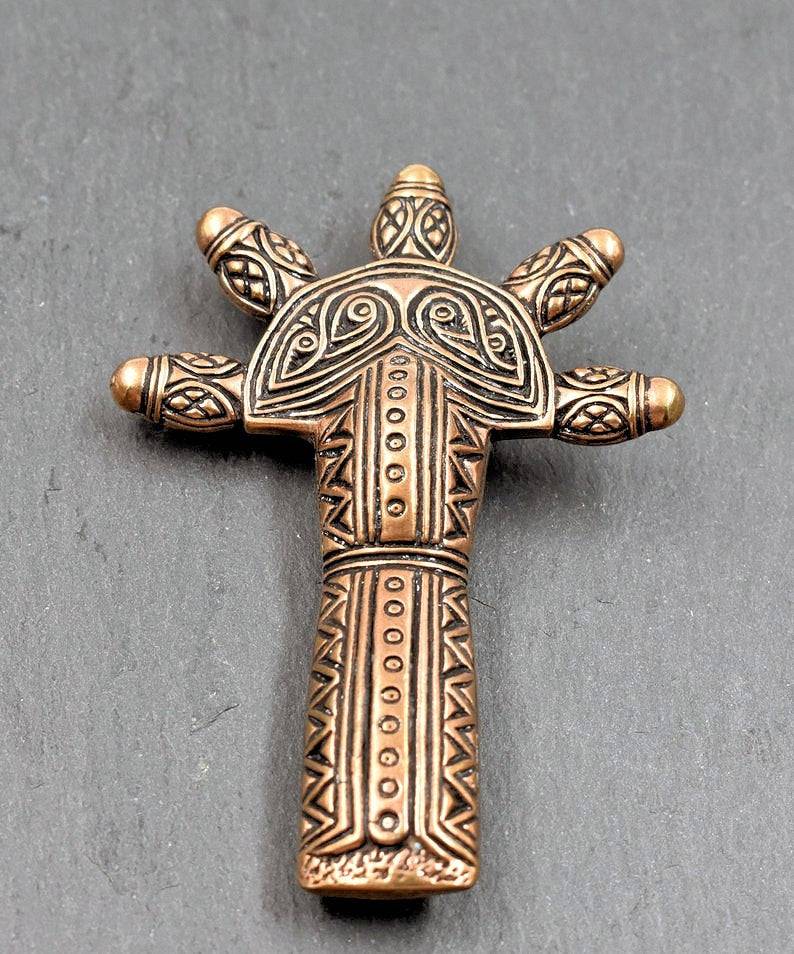 Germanische Ärmchenfibel aus Bronze