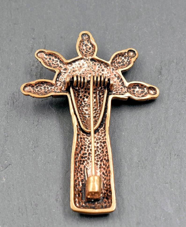 Rückseite der Germanische Ärmchenfibel aus Bronze