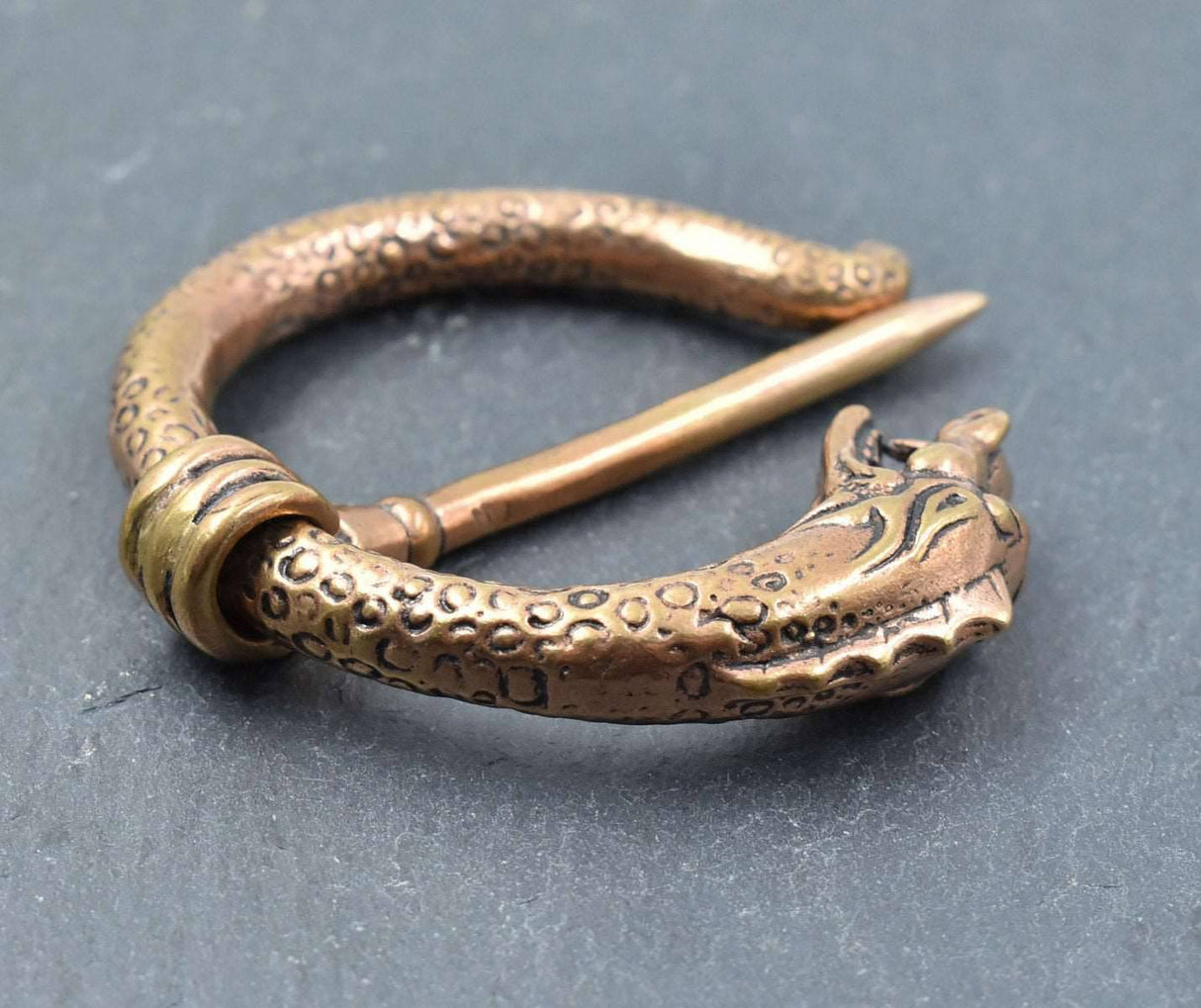 Große Drachenfibel - Penannular - Belanas Schatzkiste