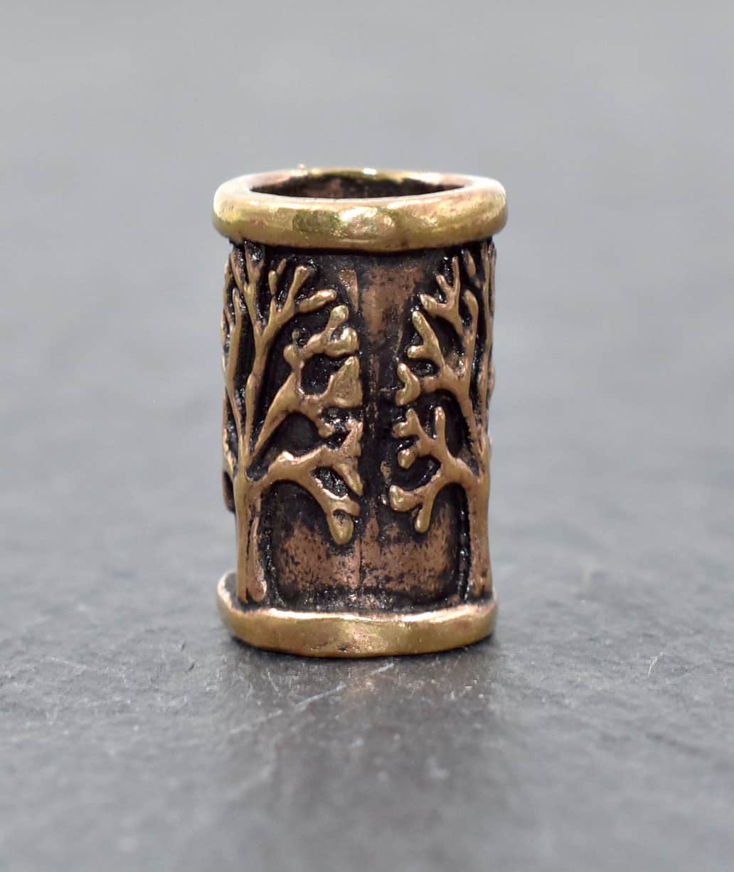 Bartperle mit Yggdrasil aus Bronze - Belanas Schatzkiste