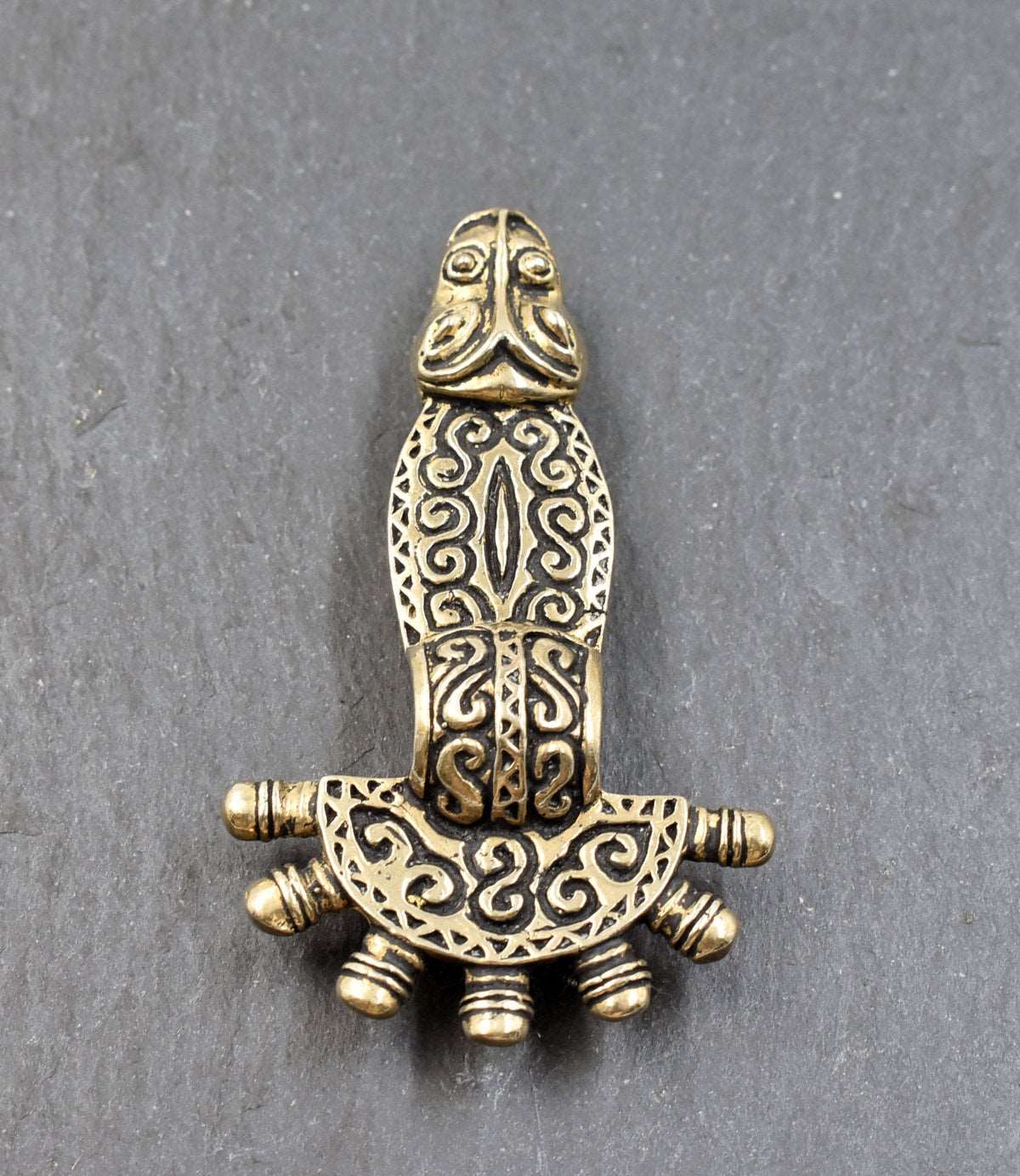 Germanische Ärmchenfibel aus Bronze