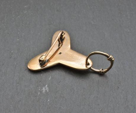 Birka Kleeblatt Fibel mit Kreisaugen aus Bronze