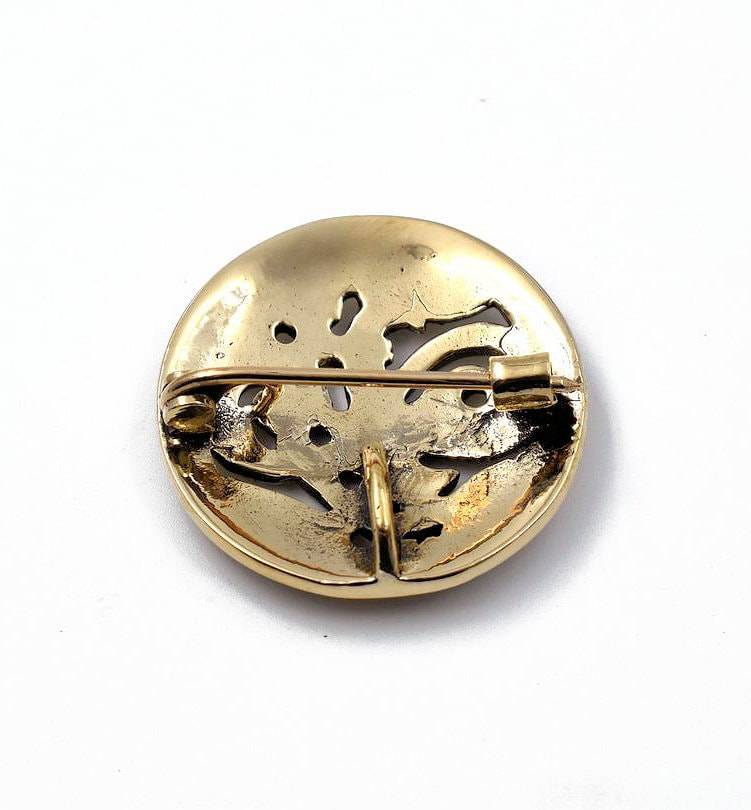 Rückseite der Haithabu Rundfibel aus Bronze