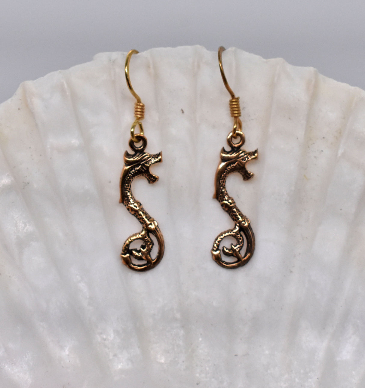 Keltische Drachen-Ohrringe aus Bronze