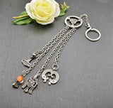 Gebamsel für die Wikingerin aus silberfarbenem ZAMAK mit bunter Glasperle