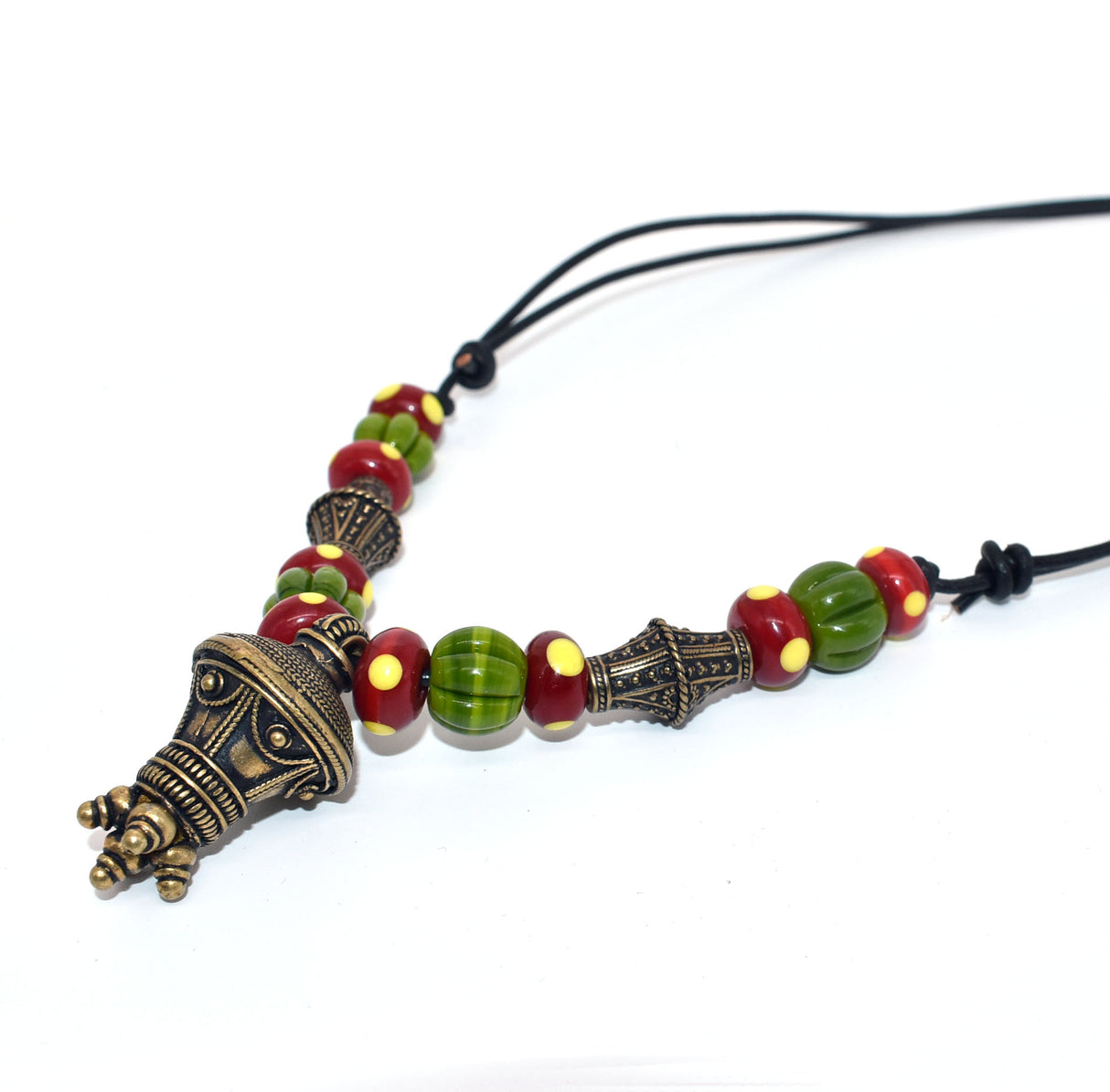 Germanische Berlock Kette mit Glasperlen – Historischer Bronze Anhänger aus der römischen Kaiserzeit