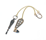 Hygiene-Set für die Wikingerin mit Ohrlöffel und Schlüssel aus Bronze | Authentische Fibelkette für mittelalterliche Gewandung