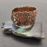 Breiter keltischer Bronze-Armreif mit Flechtmuster
