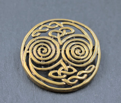 Keltische Spiral-Brosche aus Bronze – Filigrane Gewandschließe