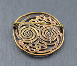 Rückseite der Keltische Spiral-Brosche aus Bronze – Filigrane Gewandschließe