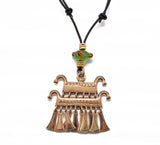 Keltische Halskette „Rhena“ – Magischer Klapperanhänger mit Pferdeköpfen