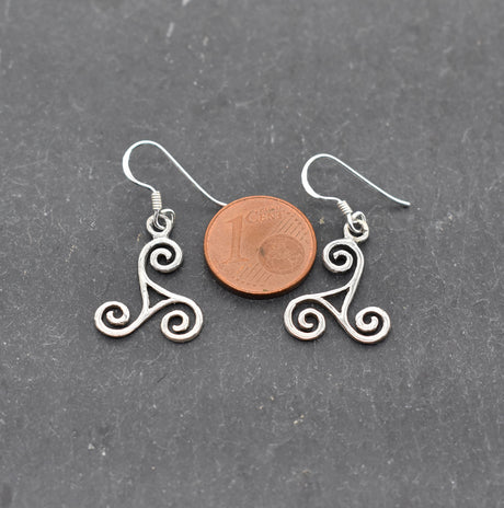 Große keltische Silber Ohrringe mit Triskele – Spiritueller Ohrschmuck aus 925 Sterling Silber