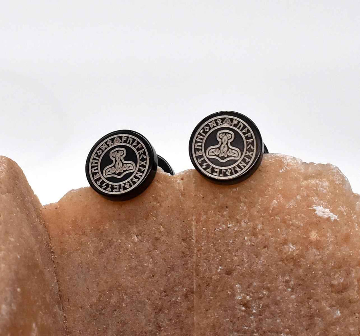 Fake Plugs mit Wikinger & keltischen Motiven