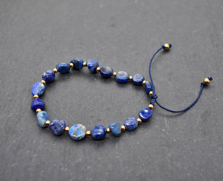 Lapislazuli Armband mit Messingperlen
