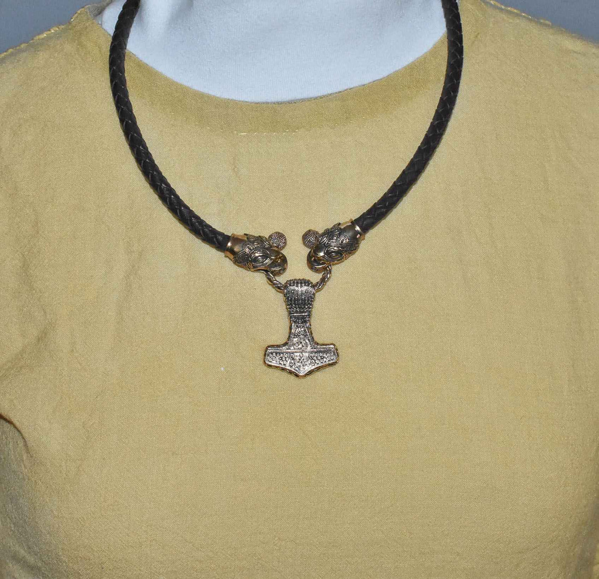 Prächtige Thorshammer Kette