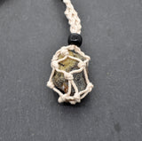 Makramee Kette mit Bernstein – Handgefertigter Naturschmuck voller Eleganz & Natürlichkeit