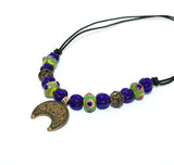 Lunula Halskette NOVA – Römisches Bronze Mondamulet mit handgefertigten Lampwork Glasperlen in Blau und Grün-Gelb