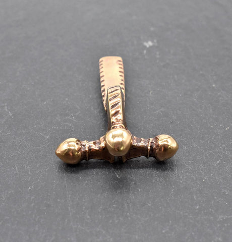 Antike römische Zwiebelfibel aus Bronze