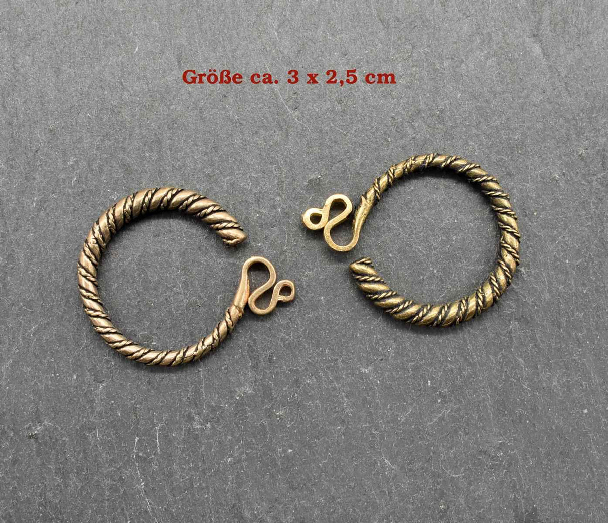 Slawische Schläfenringe