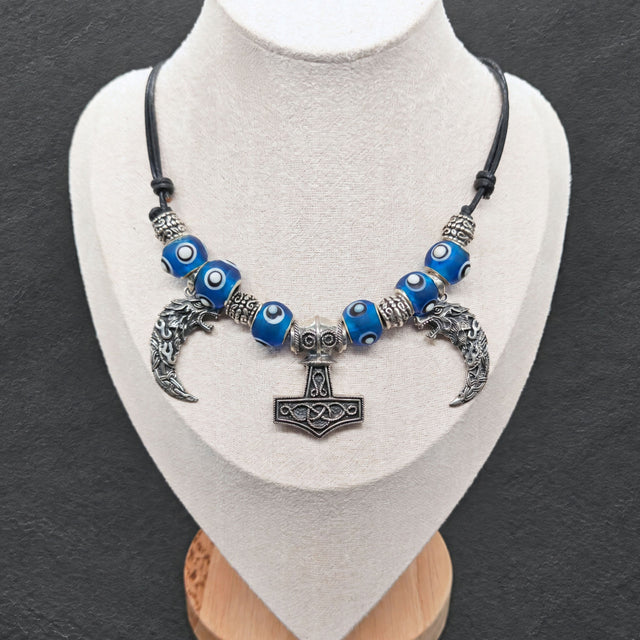 Mjölnir-Kette „Ragnar“ mit Wolfsköpfen und blauen Glasperlen