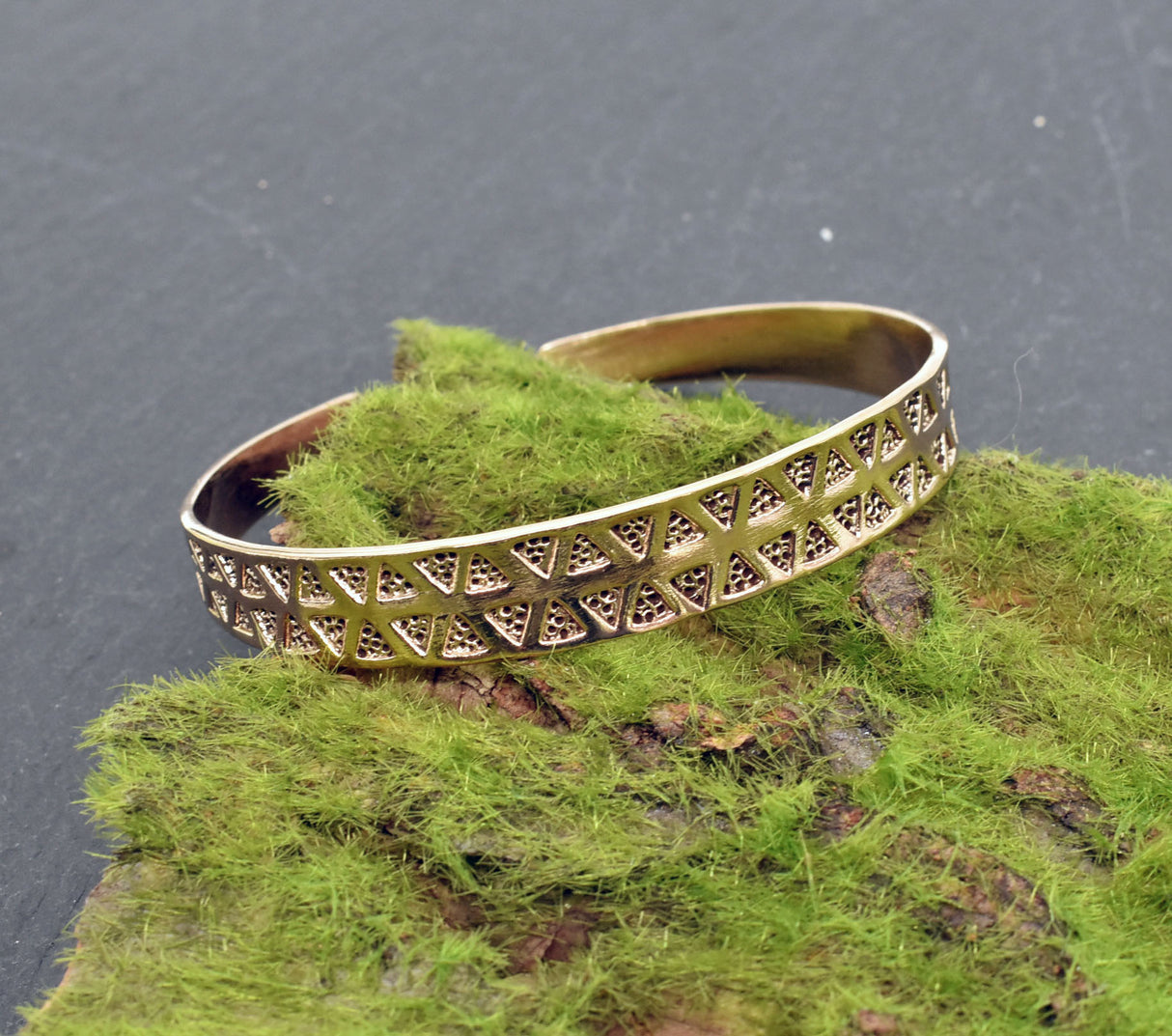 Wikinger Armreif „Gotland“ aus Bronze – Handgefertigte Replik eines historischen Fundstücks