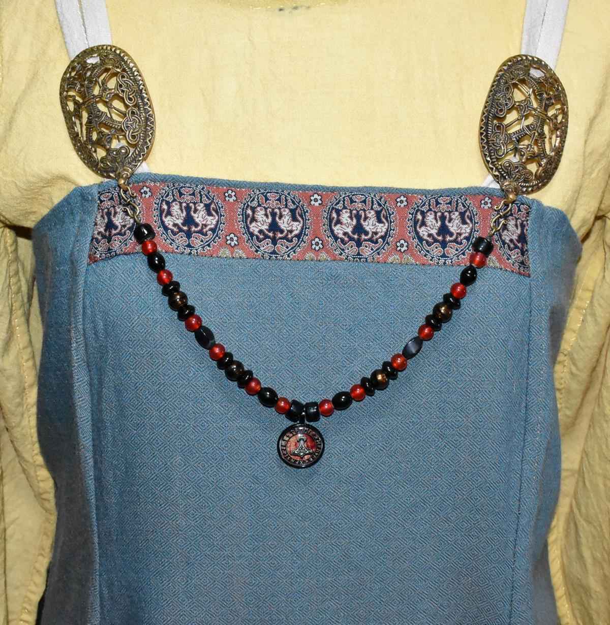 Wikinger Fibelkette "Runen Mjölnir"