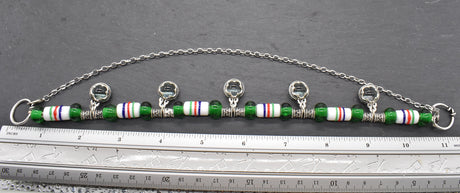 Maße in inch der Gotland Glasperlenkette in silber, grün und weiß von BELANAS SCHATZKISTE – Historischer Schmuck für die Wikingerin 