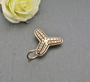 Birka Kleeblatt Fibel mit Kreisaugen aus Bronze