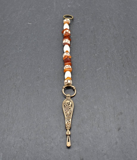 Wikinger-Ohrlöffel nach Birka-Fund – Bronze-Replik mit Bernstein und Knochenperlen - Historisches Accessoire aus der Wikingerzeit von BELANAS SCHATZKISTE