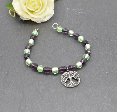 Yggdrasil Fibelkette im Wikinger-Stil – Handgefertigt mit silberfarbenem Anhänger